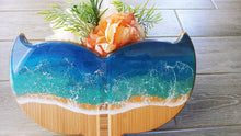 Load image into Gallery viewer, Whale Tail Board
